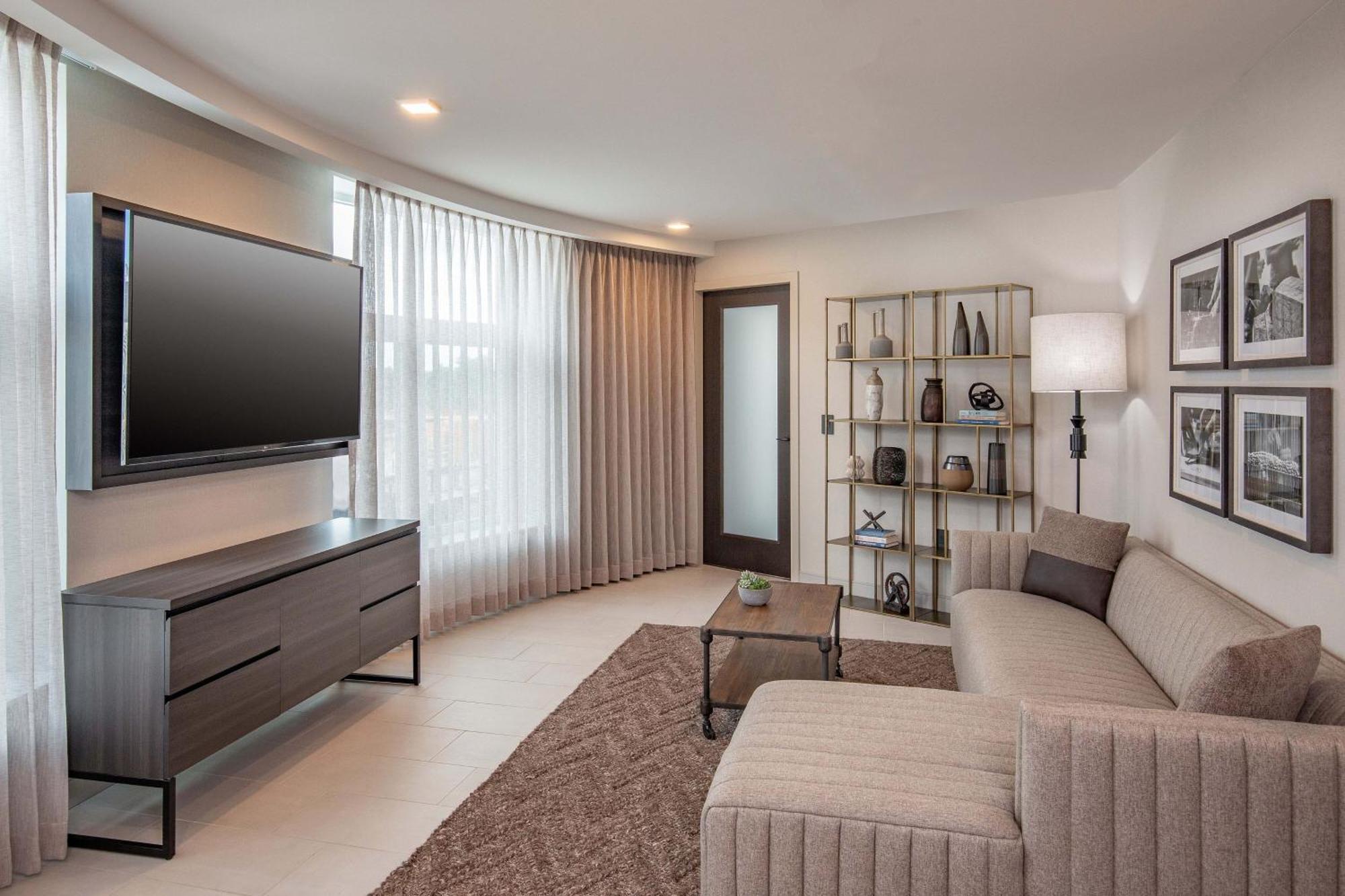 The Artisan At Tuscan Village, Salem, Nh, A Tribute Portfolio Hotel Экстерьер фото