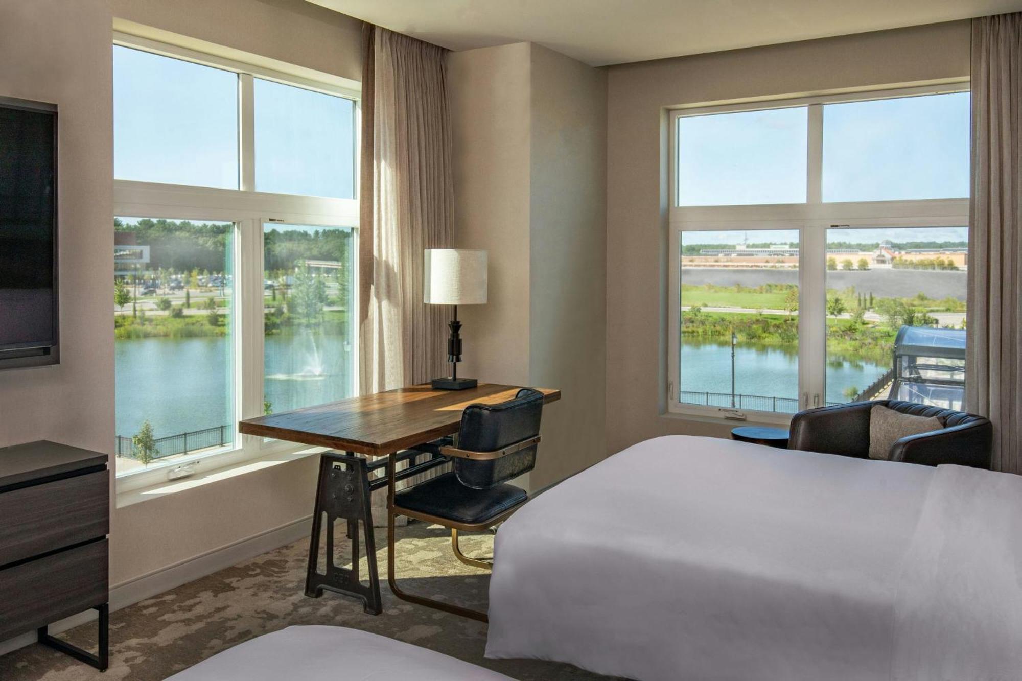 The Artisan At Tuscan Village, Salem, Nh, A Tribute Portfolio Hotel Экстерьер фото